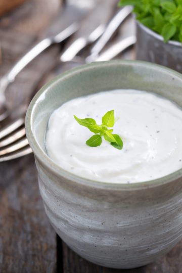 Horseradish and cream sauce